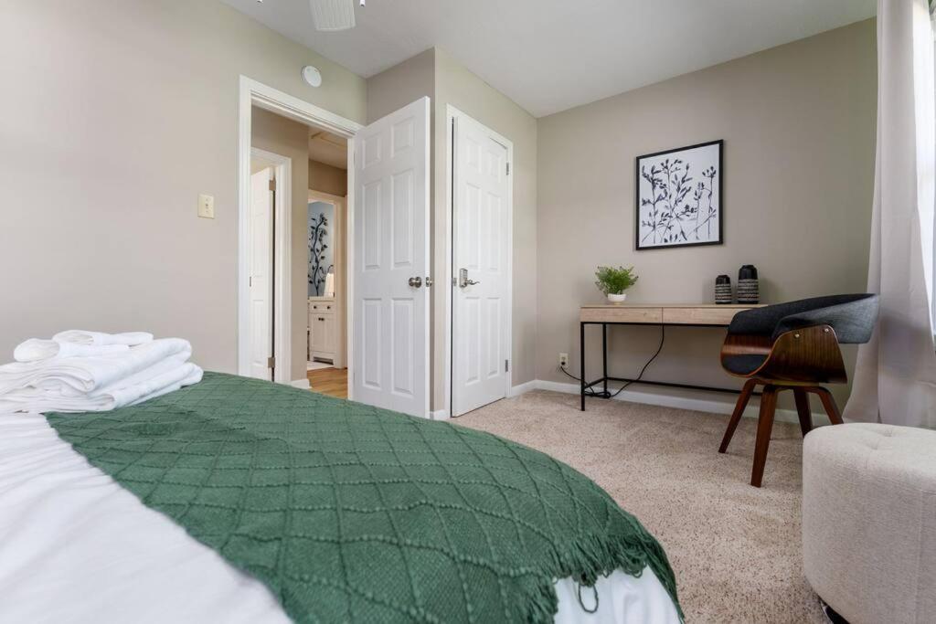 Serenity Beach House In Central Ilm W/ King Bed Wilmington Exterior foto